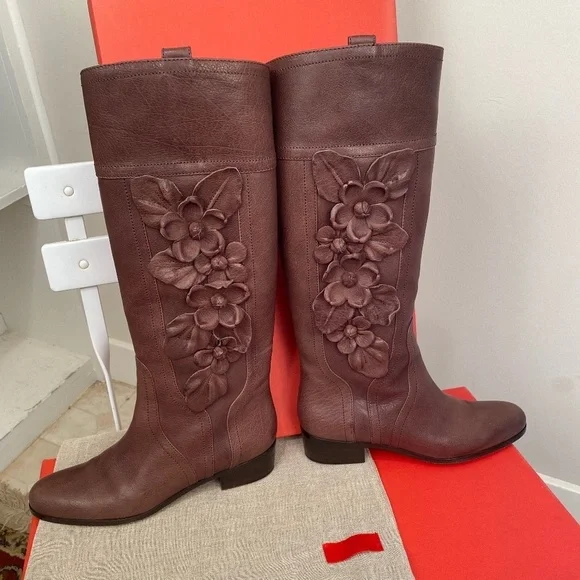 Valentino Garavani Brown Leather Floral Appliqué Boots | Size 39 1/2 - Picture 1 of 10